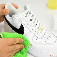 Keep Shoes Stylish with the Best Sneakers Cleaner