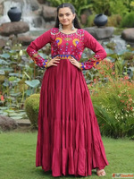 Buy Navratri Outfits for Women Online - Chaniya Cholis Lehen...