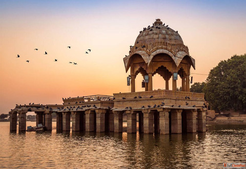 Leading tour and travel agency in Delhi