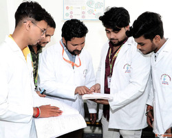Explore Leading Pharmacy Colleges in Greater Noida - Limited...