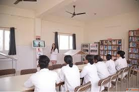 Best Nursing College in Dehradun - Dev Bhoomi Uttarakhand University