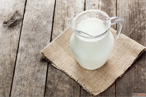 How Can Goat Milk Benefit Your Skin and How Should You Use It