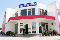 Build Your Career with the Top Pharmacy College in UP