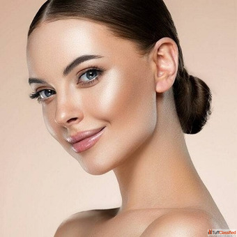 الشفاه روسية