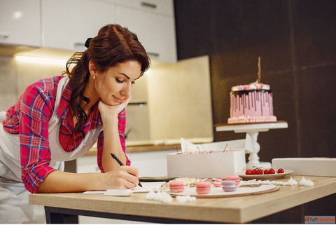 Online cake order in Hyderaba