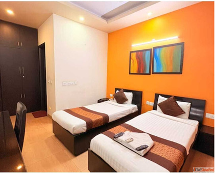 Best PG for Boys Girls Couples - Zing Coliving Near Galleriya Market