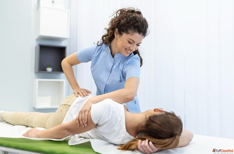 Expert Physiotherapy at Home in Delhi for Pain Relief Recovery