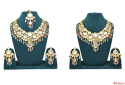 Add Royal Glam to Your Look