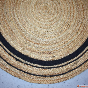 Handcrafted Jute Stripe Delight Rug - Natural Elegance for Modern Homes