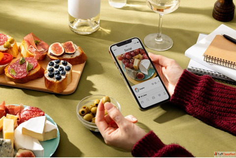 Send online cakes in Hyderabad