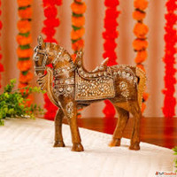 Elegant Candle Holders to Brighten and Beautify Your Space