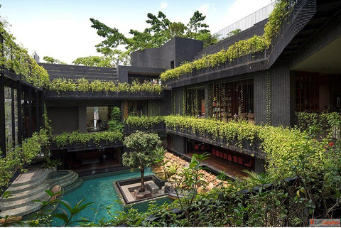 5 Courtyard Houses That Stand the Test of Time