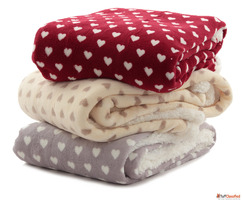 Deep Clean and Germ-Free Blankets with Kleanex