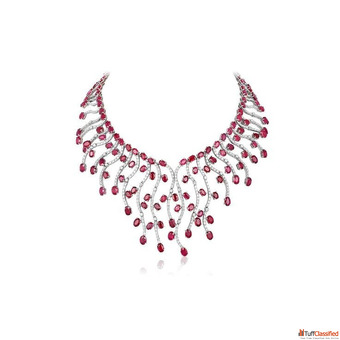 Shop Elegant Diamond Necklace Sets for This Wedding Season