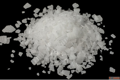 Buy Premium Caustic Soda Flakes from India's Leading Exporters-Shiva Vertex