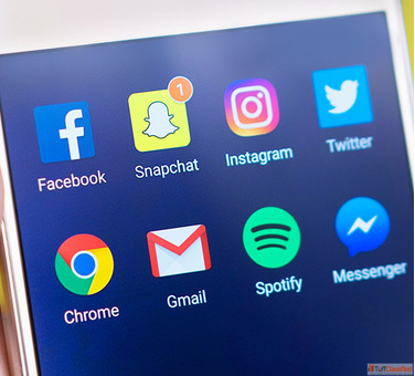 Boost Your Online Presence with a Leading Social Media Agency in Delhi