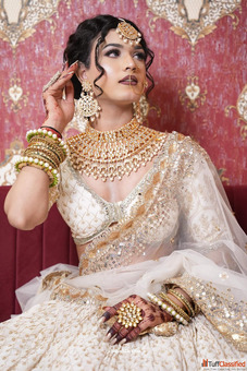 Transform Your Wedding Look with the Top Makeup Artist in Delhi Services