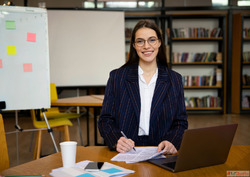 Best University for BBA in Human Resource Management