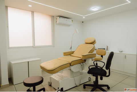 Xenofolix Hair Transplant Clinic in Kerala - Advanced Hair Restoration Treatments