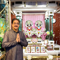 Dr. Sandeep Marwah Visits ISKCON Temple in Hong Kong Offers ...
