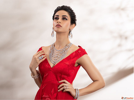 Hazoorilal Engagement Jewellers in India has a wide range of rings