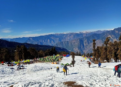 Kedarkantha Trek Package from Dehradun to Dehradun