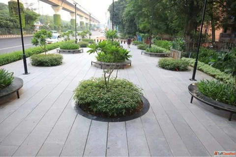 Low-Cost Public Space Management Services
