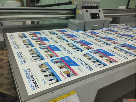 UV Flatbed Printer Machine and Printing Services