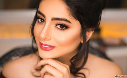 Professional Top makeup artists in Mumbai for flawless Indian bridal glow Today