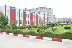 Apply Now to the Best Pharmacy College with Labs Placements