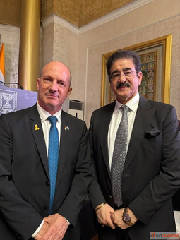 Dr. Sandeep Marwah Meets H.E. Reuven Azar Ambassador of Israel to India Discusses Strengthening Cult