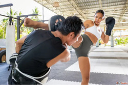 Join Kick Boxing Training in Noida for Fitness and Self-Defe...