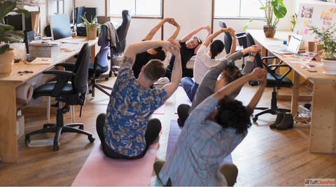 Office Yoga Classes Boost Energy and Reduce Work Stress