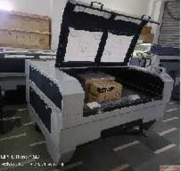 CO2 Laser Cutting Machine in Delhi