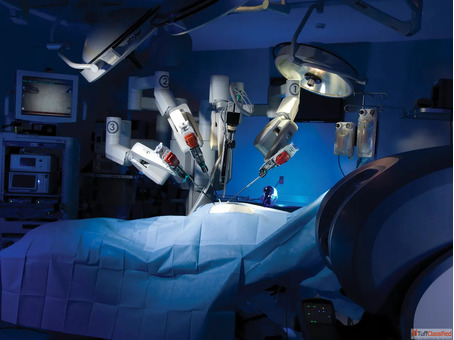 Top Hernia Surgeon in Ahmedabad for Laparoscopic Robotic Repair