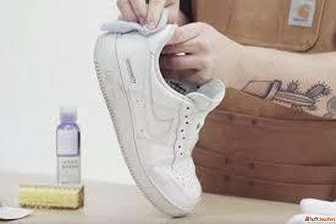 Leather Shoe Cleaner for Long-Term Shoe Maintenance