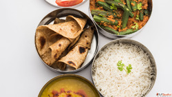 Fresh Home-Style Meals with Trusted Tiffin Service in Downto...