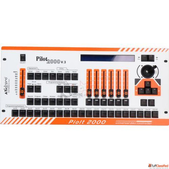 Advanced Lighting Controllers for Professional Stage Use