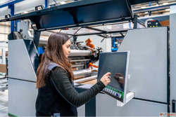 Digital Display Screen Manufacturer.