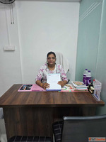 Best Gynecologist in Wakad - Dr. Meenal Warade