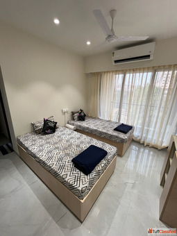 Hostels Near NMIMS Mumbai Safe Comfortable Student Housing