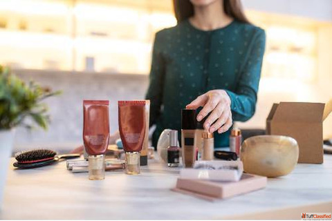Private Label Cosmetic Manufacturing Turning Creativity into Commercial Success