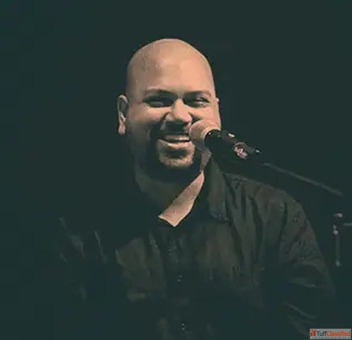 Peter Abraham - Voice Over Artist for AdvertisingCommercials