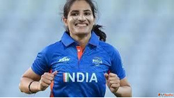 Renuka Singh's Impact in the India vs Sri Lanka Women&#...