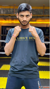 LIONS DEN FIGHT CLUB FARIDABAD