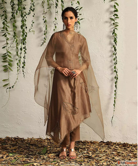 Shop Charkhee Ethnic Outfits Online at Best Prices