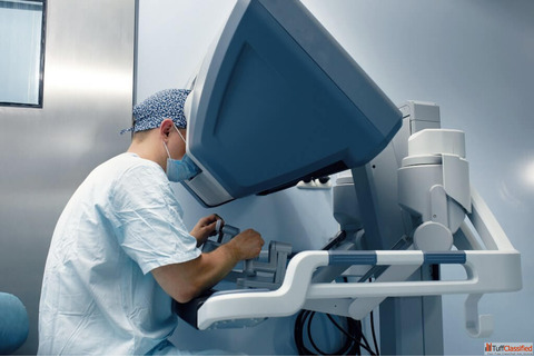 Best Robotic Esophageal Cancer Surgeon in Ahmedabad - Dr. Nitin Singhal