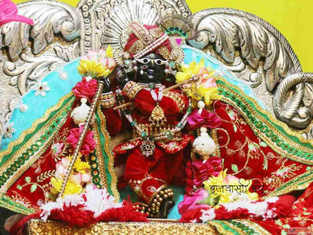 Temples Near Radha Raman Ji Mandir in Vrindavan Shri Radha Raman Sacred Guide