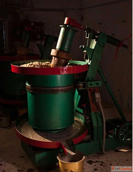 Top Wooden Cold Pressed Cooking Oil Manufacturer Supplier