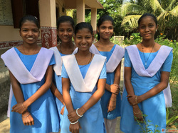 Hybrid Classrooms for Smart Learning